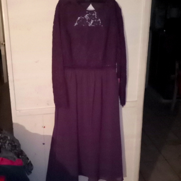 Truth and fable classy dress - Picture 1 of 4